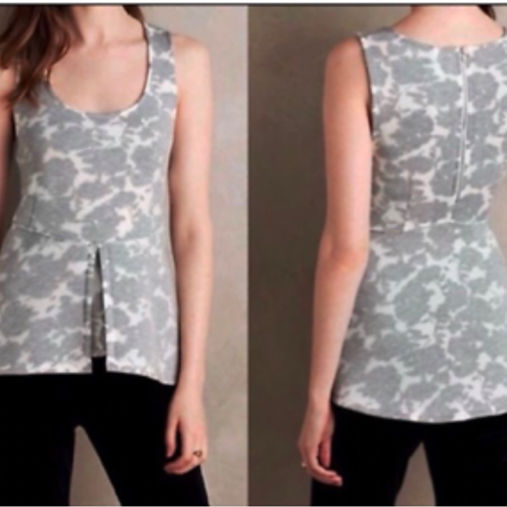 EUC *AKEMI + KIN* Anthropologie Gray White Scuba Lace Peplum Floral Tank Top L